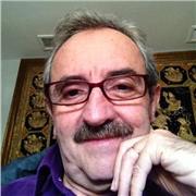 Profesor Licenciado en Químicas con gran experiencia en Química de 1º y 2º de Bachillerato ,Física y Química de 2º,3º y 4º de ESO